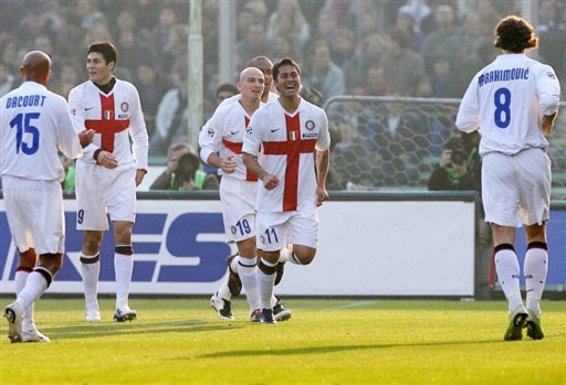 回应嘲讽，巴列卡诺主席：C罗梅西都没有抱怨过我们的更衣室（巴列卡诺主席回击：C罗、梅西从未抱怨我们更衣室）