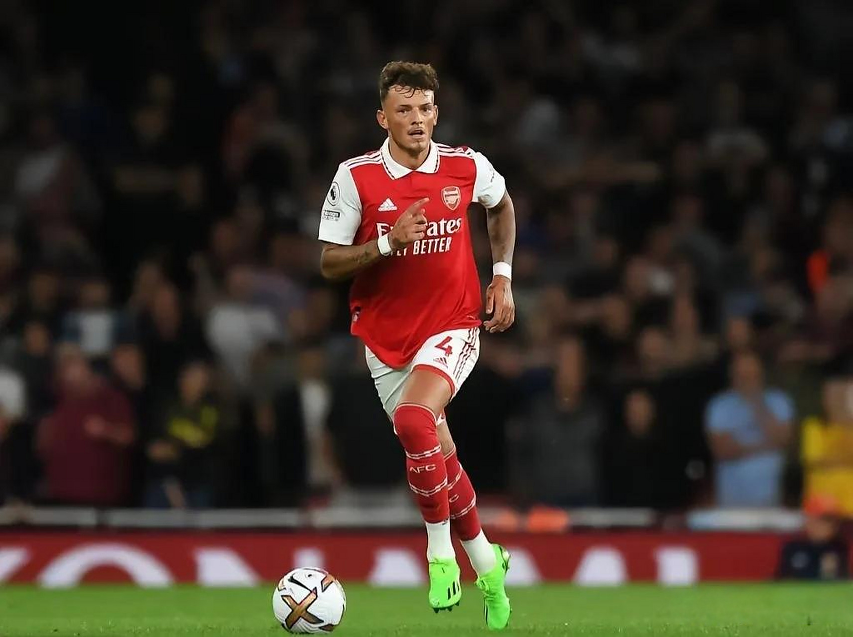 2025年亚洲锦标赛盛装舞步个人决赛 饶嘉怡获得冠军（饶嘉怡摘得2025年亚锦赛盛装舞步个人赛冠军）