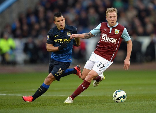 马刺队记：文班亚马＆卡斯尔后续与球队会合，但无法保证出战（马刺记者：文班亚马、卡斯尔稍后归队，能否出战未定）