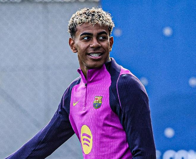 某球员可能回国发展，传闻不断（某球员或将回国发展，传闻持续发酵）